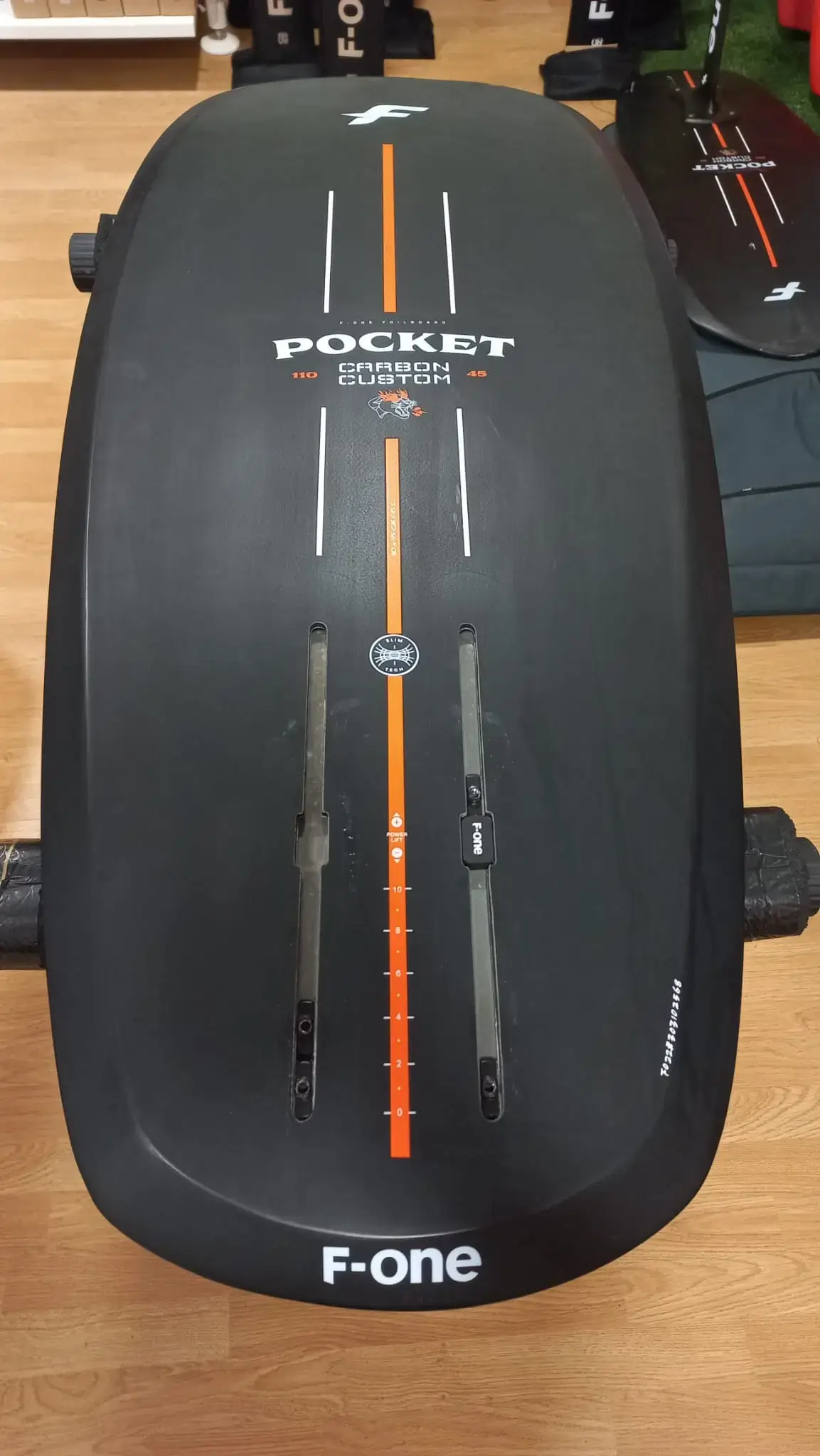 F-One Pocket Carbon Custom 110 V2 – Carbon Leichtbau – Bild 3