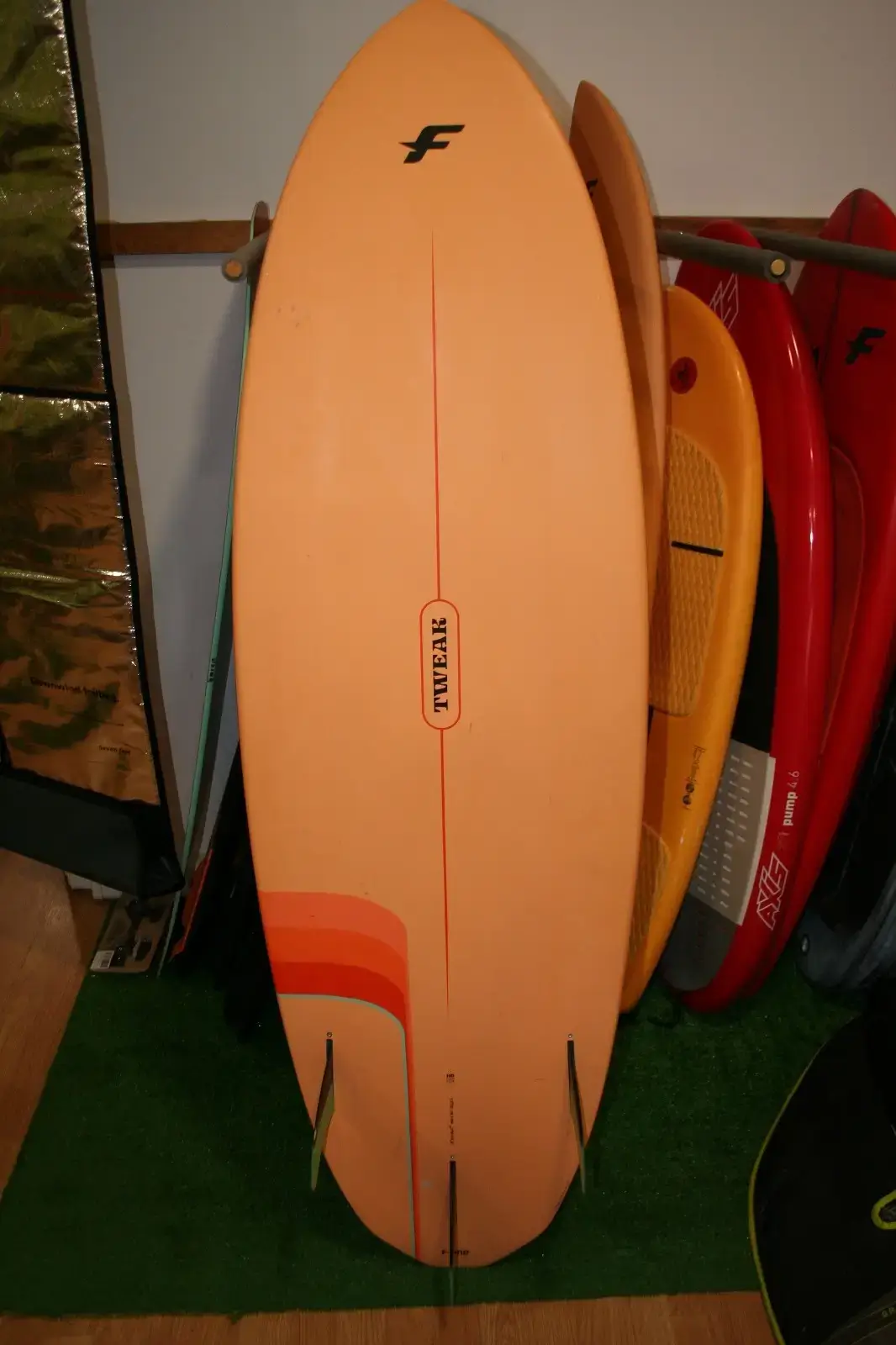 F-One Tweak 5.4 Kitesurf Board – Reaktionsschnell Wave – Bild 2