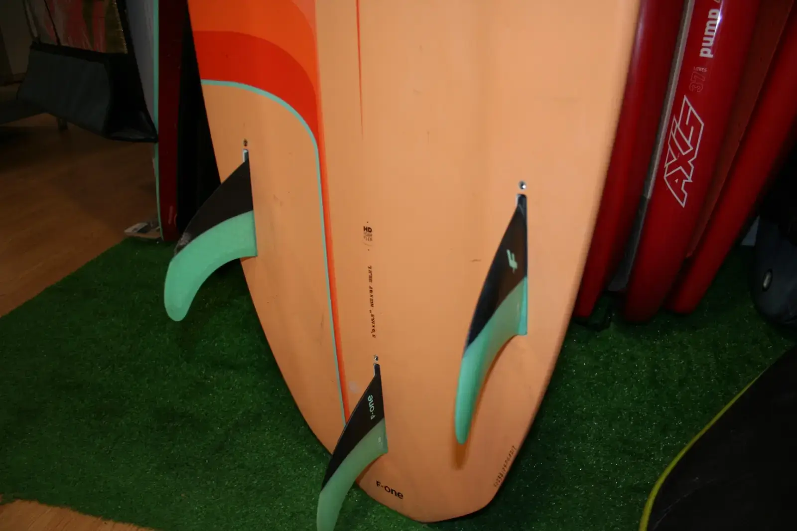 F-One Tweak 5.4 Kitesurf Board – Reaktionsschnell Wave – Bild 7