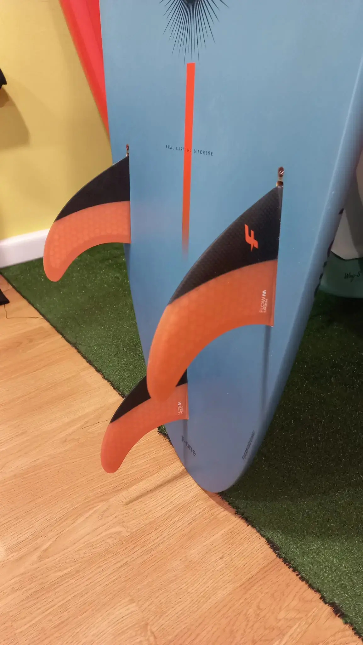 F-One Shadow 5.8 Kitesurf Board – Präzise Wave – Bild 6